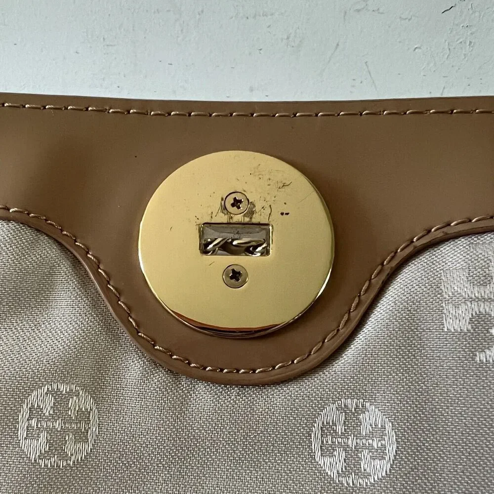 TORY BURCH Tan Patent Leather Gold Braided Chain Strap Clutch Shoulder Bag